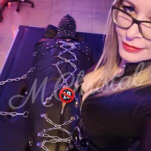 Maitresse_christal mym