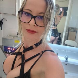 Maitresse_christal mym