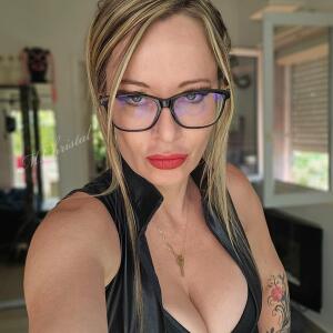 Maitresse_christal mym