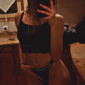 Malya_m mym