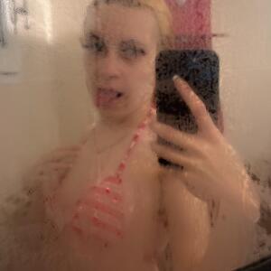Mandy_chupa mym