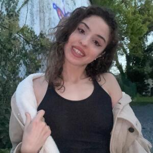 Manon_delores mym