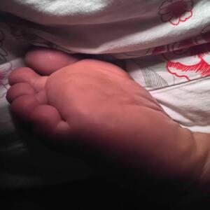 Manon_feet mym