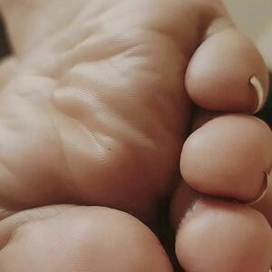 Manon_feet mym