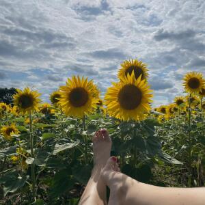 Maphie_feet mym