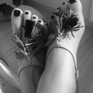 Marie_feets75 mym
