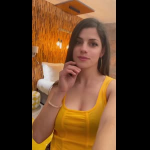 Marine_lopez mym