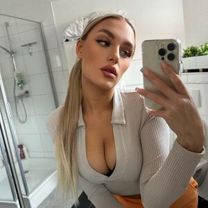 Mary_sanchez mym