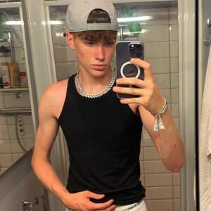 Maxence_hot mym
