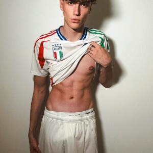 Maxence_hot mym