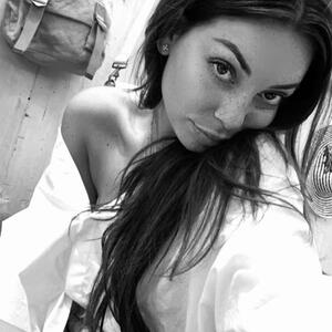 Maya_doll mym