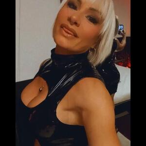 Mel_bootylove mym