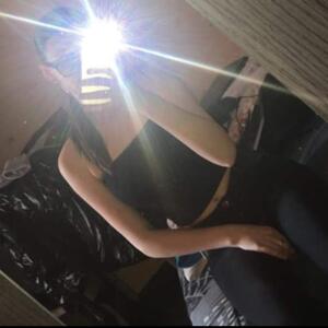 Melania_xbella mym