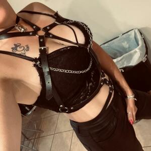 Metalgirl mym