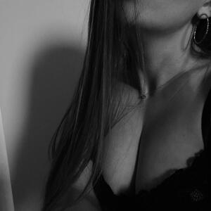 Mia_luna mym