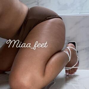 Miaa_feet mym