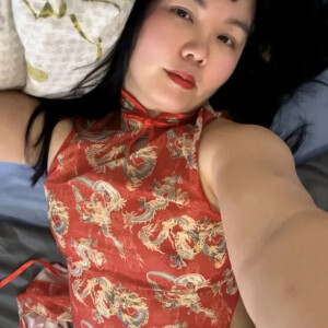 Milf_asiatique_amateur_solo_paris mym