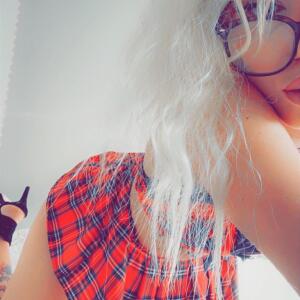 Mily_ mym