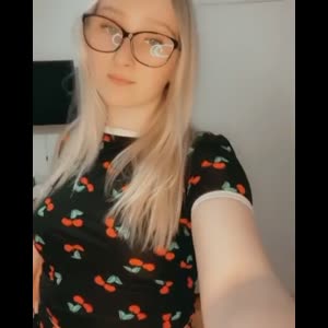 Miss_blondiex mym