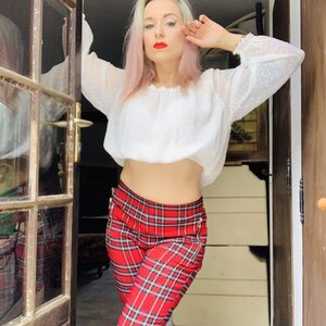 Miss_lou_savage mym