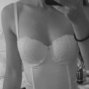 Miss_selena_body mym
