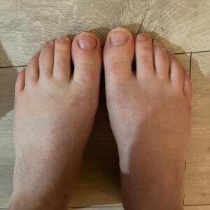 Miss_small_feet_77 mym