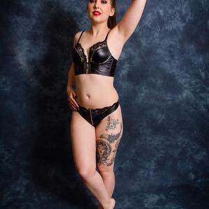 Mistress_tinna mym