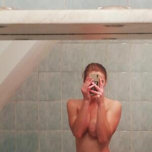 Mme_emma mym