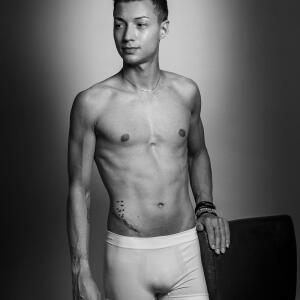 Model_sexy_off mym