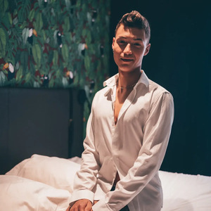 Model_sexy_off mym