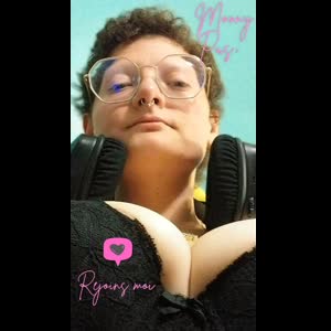 Moony_pussy mym