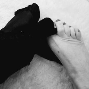 Mother_feetgirl mym