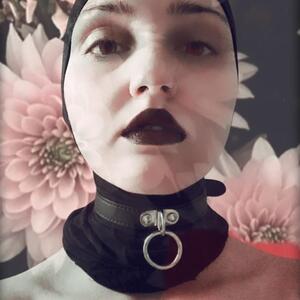 Mrs_dark_flower_slut mym