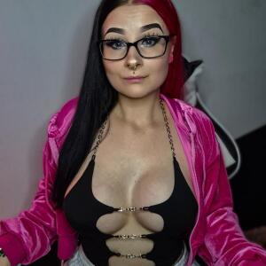 Mrs_darkness mym