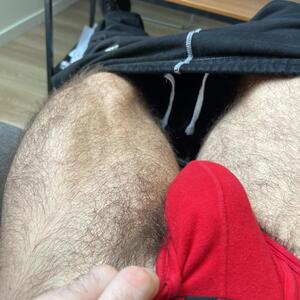 Muscleworship_hairy mym