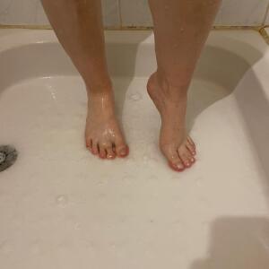 My_prettyfeetgirl mym