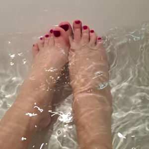 Mya_feet_pieds mym