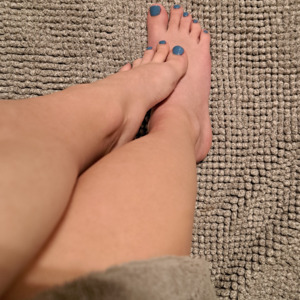Mya_feet_pieds mym