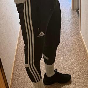 Myfeets_12345 mym