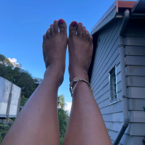 Myfootlovers988 mym