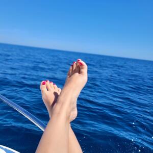 Mylene_hotfeet mym