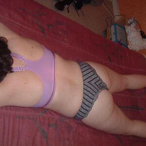 Nadege-adore-lesexe mym