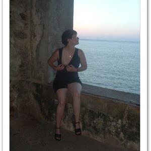 Nadege-adore-lesexe mym
