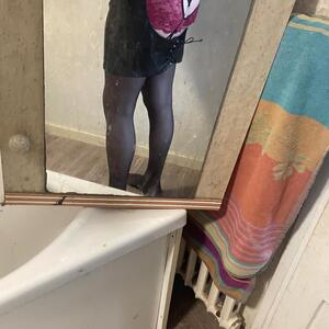Nadege-adore-lesexe mym
