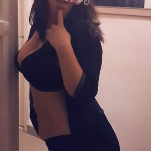Natacha_desiles mym
