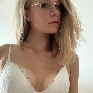 Natasha_angel mym