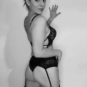 Naughty_nurse57 mym