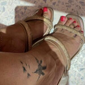 Nayla_pieds_sexxxy mym