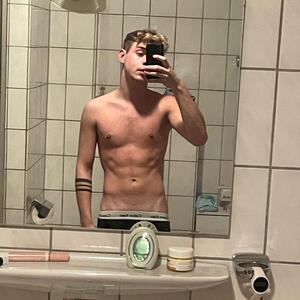 Nico_arthur mym