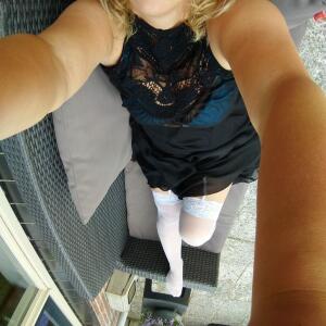 Nikki_holland mym